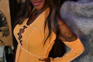 Unhurried VIP Experience-Massage & Cuddle FIT For A KING 👑 - Image 3