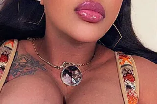 Top YOU Monday With Kayce The ... - Image 2