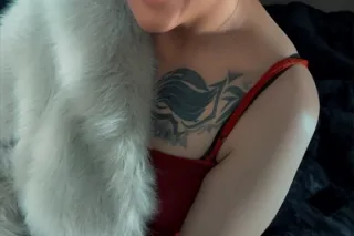 let me give you the best head you've ever had in your life while I'm looking you in the eyes as I go between Deepthroat and taking my tongue and tickling the sides of your dick driving you crazy while you're in my mouth - Image 7