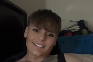 let me give you the best head you've ever had in your life while I'm looking you in the eyes as I go between Deepthroat and taking my tongue and tickling the sides of your dick driving you crazy while you're in my mouth - Image 8