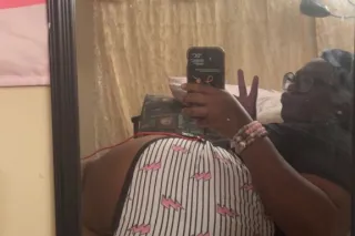 Fat Slut w a cute butt😛 - Image 1