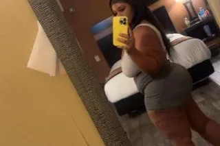 BACK IN TOWN DONT MISS OUT ✨TR... - Image 1