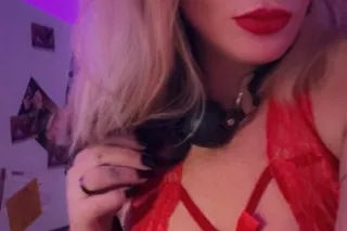 Red ...💋 - 35 - Image 2