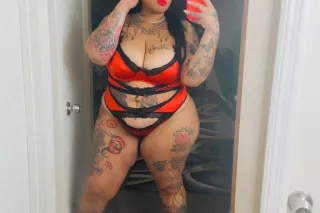 💦JUICY AND CURVY READY TO PLAY... - Image 2