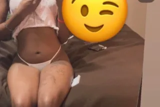 INCALLS ONLY Booty soft as cotton🤑Backshots Goat🥴Throat demon🤪Pussy creamy N waiting for you🥴💦🤑 - Image 8