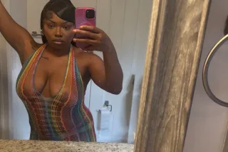 PETITE FREAK 💦😍 80 qv wettest lips tightest grip 💦🥳 avail now 👏🏽 - Image 11