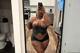 😘💦HOTTIE W/ THE BODY😍..LOOK NO... - Image 3