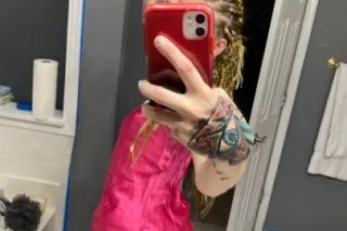 Russian Bombshell - 27 - Image 2