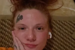 Russian Bombshell - Image 6