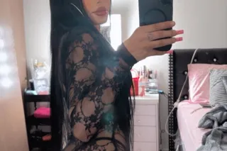 Your Favorite new Petite Latina Babyy in town 💋 💦 - Image 5