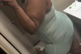 bbw treat your wettest desire sweet site juicy right and tight w/thick thighs nothing better - Image 5