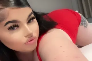 Wet and ready 😏💦 - 21 - Image 2