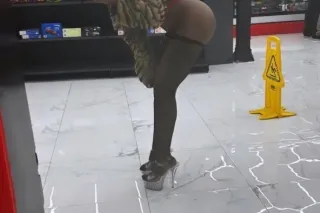 👩‍❤️‍💋‍👨😘BE MY VALENTINE🥰💕👩‍❤️... - Image 2