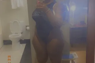 💦😘I LOVE SUCKING DICK 😘💦💦 here... - Image 3