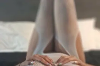 😜AVAILABLE TEXT ME‼ 🥳IN NEED O... - Image 2