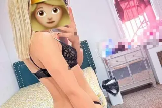 Beautifull Petite Model. OUTCA... - Image 4