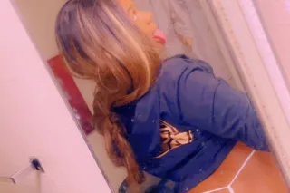 Car play 🚗 & OutCalls 🏠 Available Now 💋. - Image 3