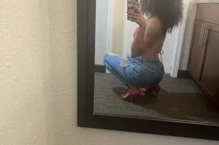 😋 Soft, Sweet & Petite 💋🤎 Your... - Image 1