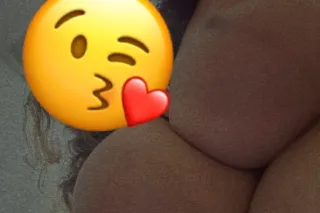 cum get this wet pu$$y Daddy 💦... - Image 1