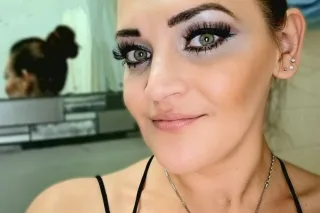 OUT 🫧 I'll Scratch Your Back🍌 ... - Image 1