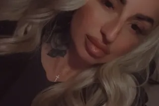 curvy exotic russian blonde . 💋 - Image 2