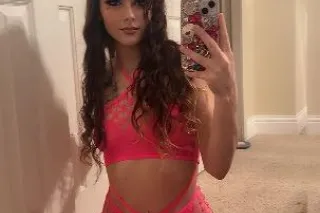 Pretty✨ Petite🥰 - 23 - Image 4