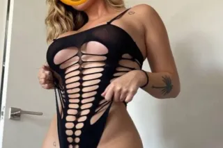 Hello I’m Dominican special 10... - Image 1