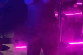 HIT ME FOR A BIG BOOTY FUCK 👁👄... - Image 2