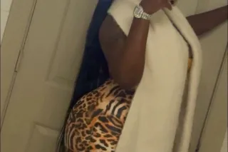 If you never felt a super soft booty call me🥹🥹😋😋 mines is super soft - Image 2