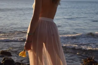 Sexy Sweet Petite Treat Now Vi... - Image 2