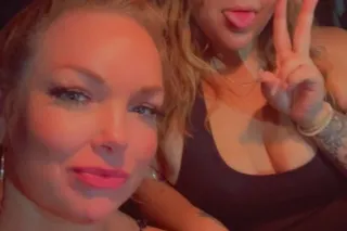 2 Thick Milfs for Valentines 3some Fun ❤ - Image 7