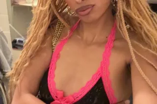 Sexy horny babe 😍💦 available F... - Image 1