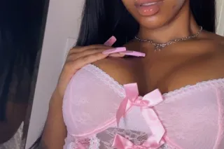 Your Private Lover Girl Escape... - Image 2