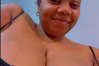 Best head in the city! - Image 7