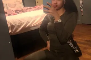 💋 HEY HONEY! 💋 Available NOW f... - Image 4