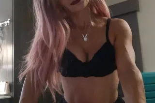 SOFT SENSUAL FULL BODY RUBDOWN... - Image 4