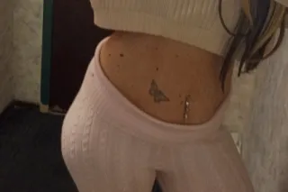 I'm All the Best Bits of a Wife but I Won't Ruin Your Life! - Image 9