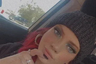 let's have some fun 😉💋😘 Lets start your weekend off right💋❤️ - Image 5