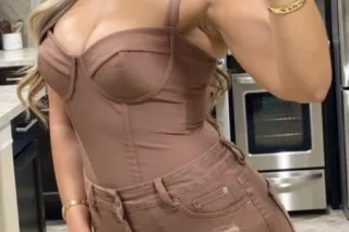 ❤❄❤BLONDE BOMBSHELL PARTY GIRL... - Image 4