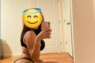 chica sexy latina disponible 🔥... - Image 1