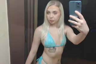 Most Desirable Blonde - 23 - Image 3