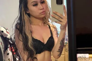 NEW FACE IN TOWN 🧞♀🥵 granting ... - Image 2