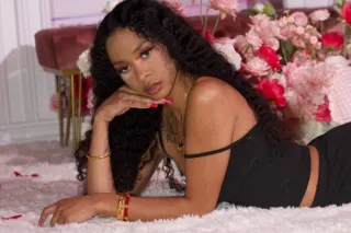 slim waist, pretty brace face 5'6 mixed model 🥰🏆 - Image 5