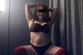 Juicy Sweetest MILF - Image 6