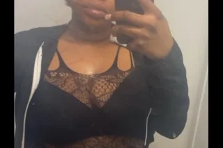 💦💦WETTEST IN THE CITY💦💦 INCALL... - Image 1