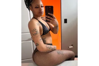 (🌟Pretty & Petite😍👅) 😻💰QV DEAL💰🚘Outcall EveryWhere 🚫NO INCALLS🚫NO CAR DATES❗ - Image 3