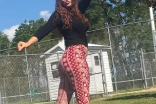 Hmuu so I can drain your nut a... - Image 3