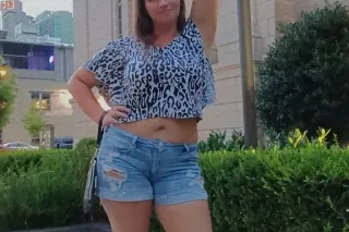 100% REAL • NEW IN TOWN • FUN, SEXY & DISCREET - Image 2