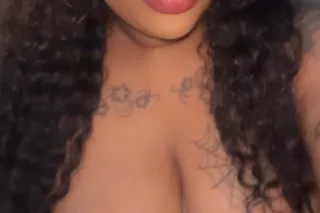 INCALLS 24/7 👅🍆💦YOUNG GIRL LOO... - Image 3