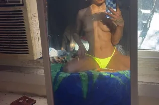 WET FRIDAY - QUEENS💦- - Image 5